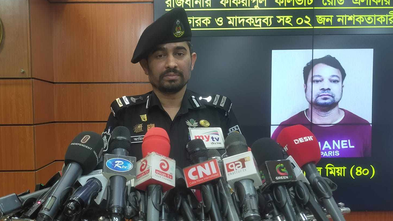 র‍্যাব মিডিয়া সেন্টারে আয়োজিত সংবাদ সম্মেলন। ছবি : কালবেলা