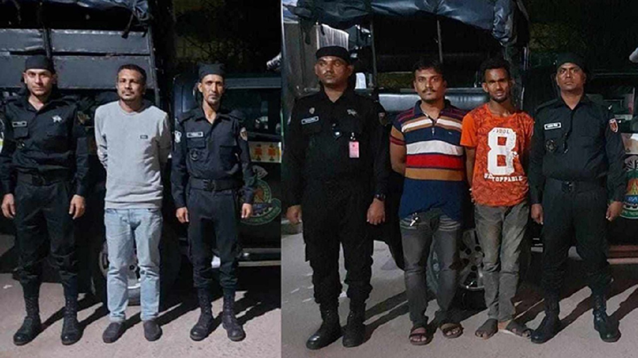 র‍্যাবের হাতে গ্রেপ্তারকৃত আসামিরা। ছবি : কালবেলা