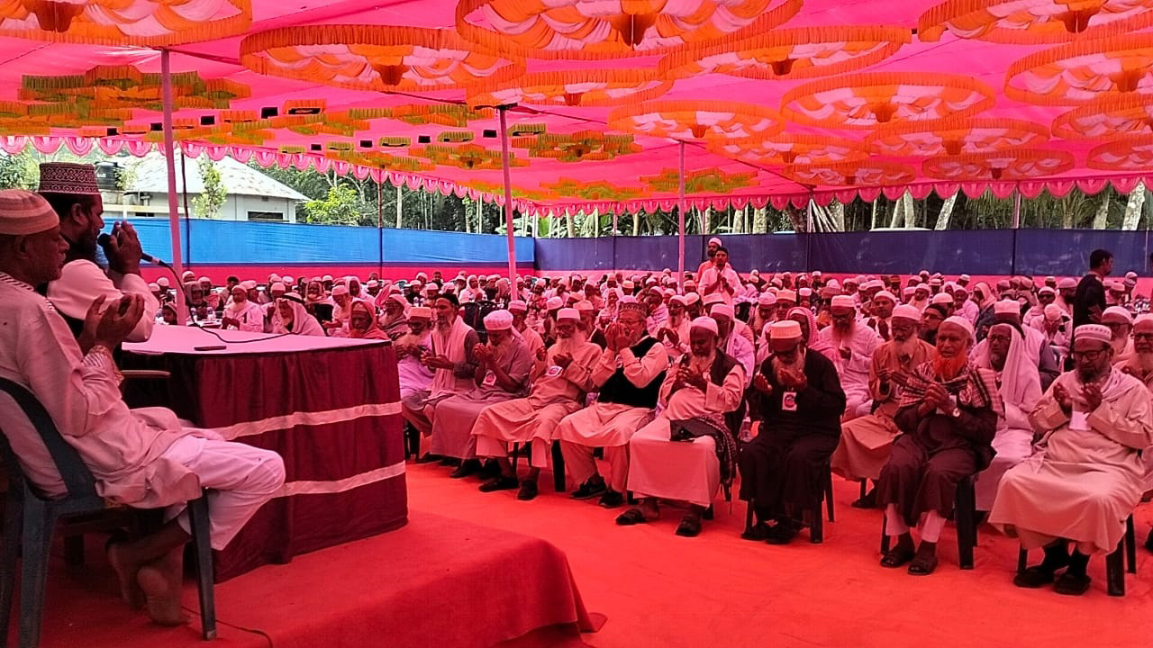 উপজেলার বহরপুর ইউনিয়নে হাজি সমাবেশ অনুষ্ঠিত হয়। ছবি : কালবেলা