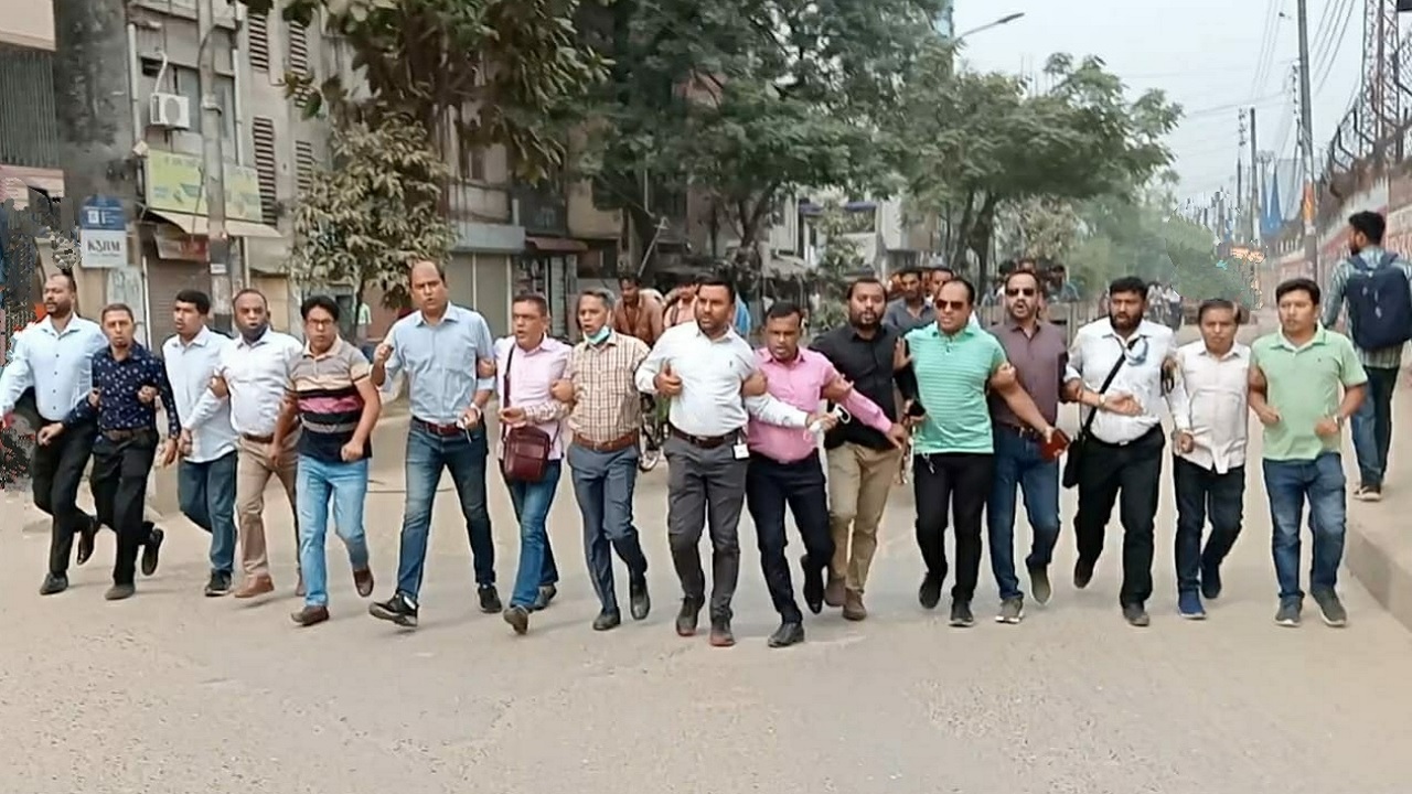 দলীয় সরকারের অধীনে নির্বাচনে গেলেই প্রতারিত হবেন : গণঅধিকার পরিষদ
