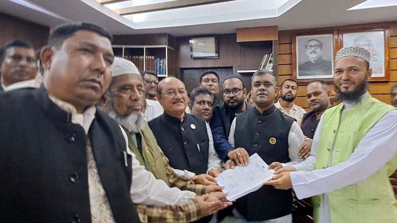 বাগেরহাট-৪ আসনের নৌকার প্রার্থী হয়েছেন এইচ এম বদিউজ্জামান সোহাগ। ছবি : কালবেলা