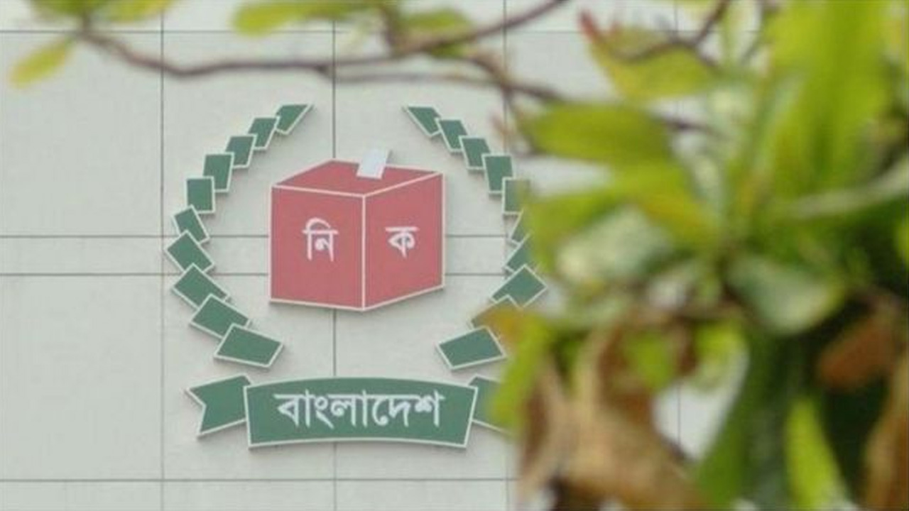 নির্বাচনের আগে সব থানার ওসি বদলির সিদ্ধান্ত