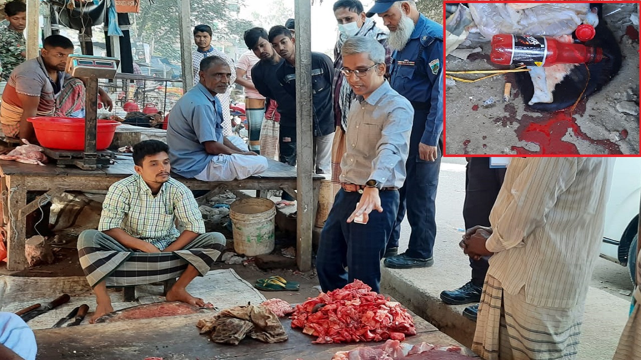 মাংসের দোকানে ভোক্তা অধিকার সংরক্ষণ অধিদপ্তরের অভিযান। ইনসেটে পানিতে গোলা লাল রং। ছবি : কালবেলা