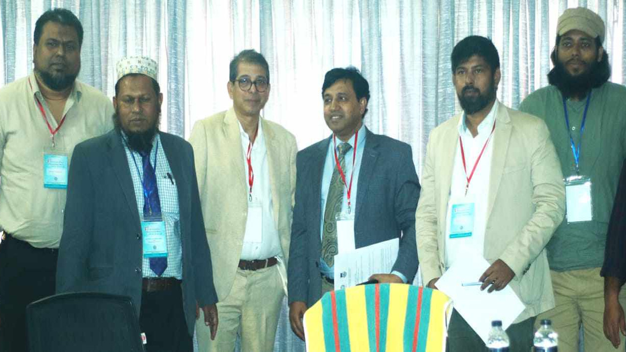 রুয়েট এবং আইইডি এর মধ্যে সমঝোতা চুক্তি স্বাক্ষর হয়েছে। ছবি : কালবেলা