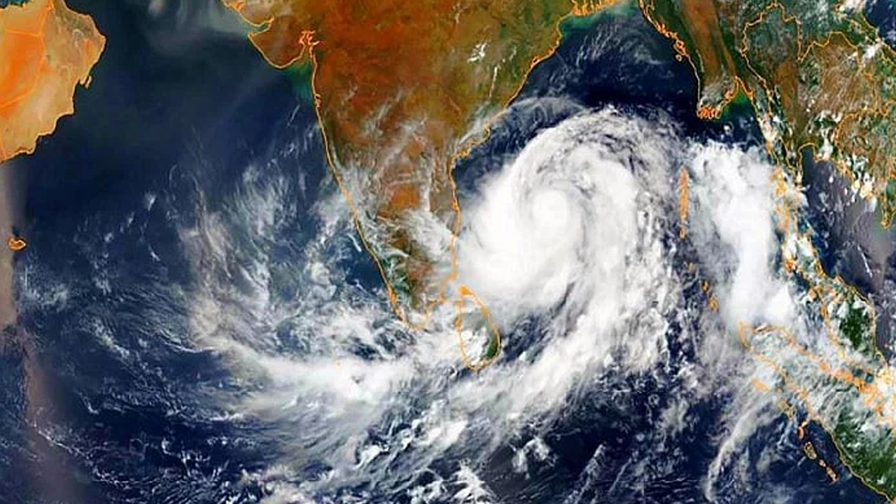 স্যাটেলাইটে ধারণকৃত ঘূর্ণিঝড় মিগজাউমের চিত্র। ছবি : সংগৃহীত