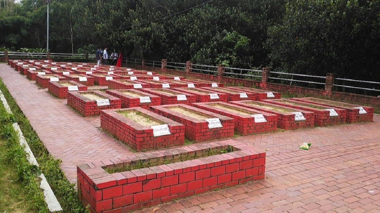 কোল্লাপাথর শহীদ সমাধিস্থল। ছবি : কালবেলা