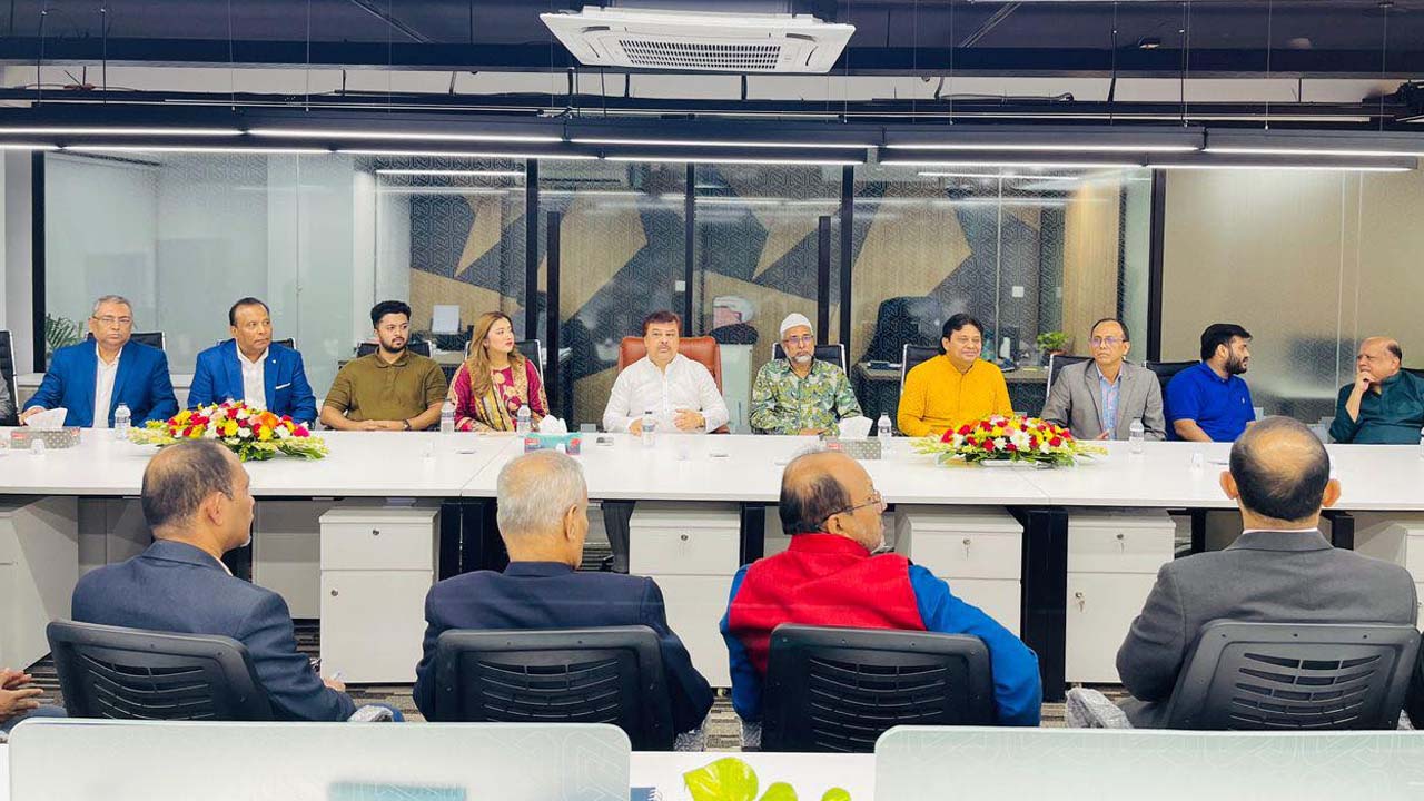 ব্র্যান্ড নিউ প্রোপার্টিজ মার্কেটপ্লেস রাতুল প্রোপার্টিজ লিমিটেডের নতুন ঠিকানা মহাখালীর রূপায়ণ ট্রেড সেন্টার। ছবি : কালবেলা