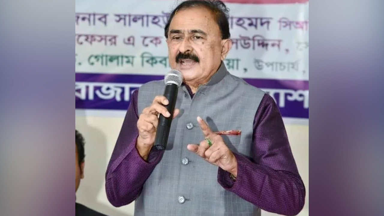 সালাহউদ্দিন আহমদ। ছবি : সংগৃহীত