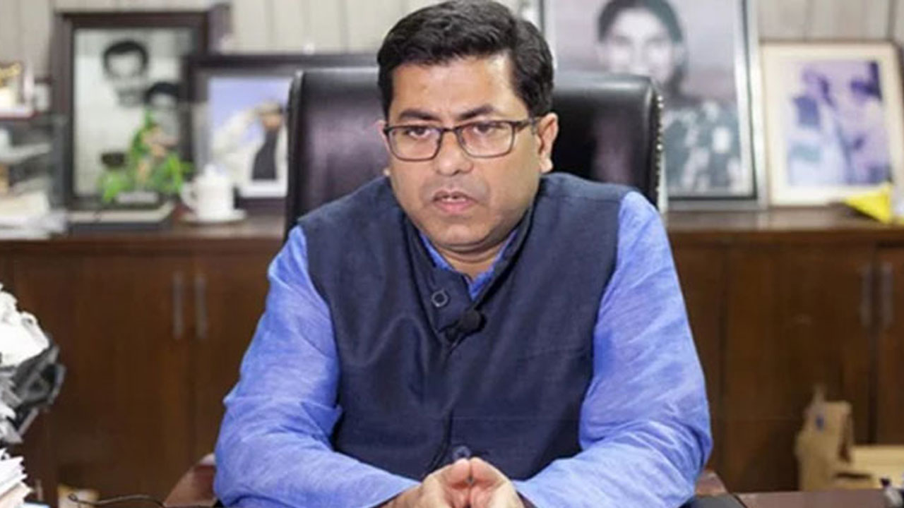 ঢাকা দক্ষিণ সিটি করপোরেশনের মেয়র ব্যারিস্টার ফজলে নূর তাপস। পুরোনো ছবি