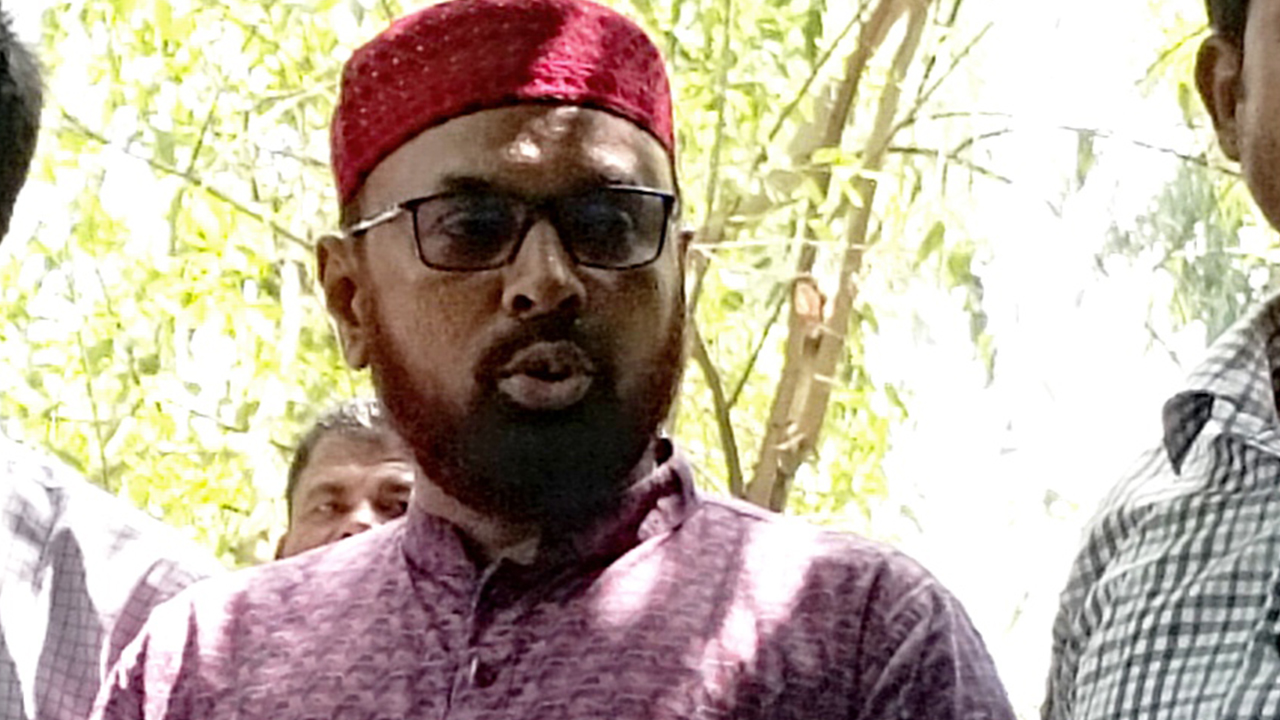 ইউনিয়ন চেয়ারম্যান সাজ্জাদ হোসেন। ছবি : কালবেলা