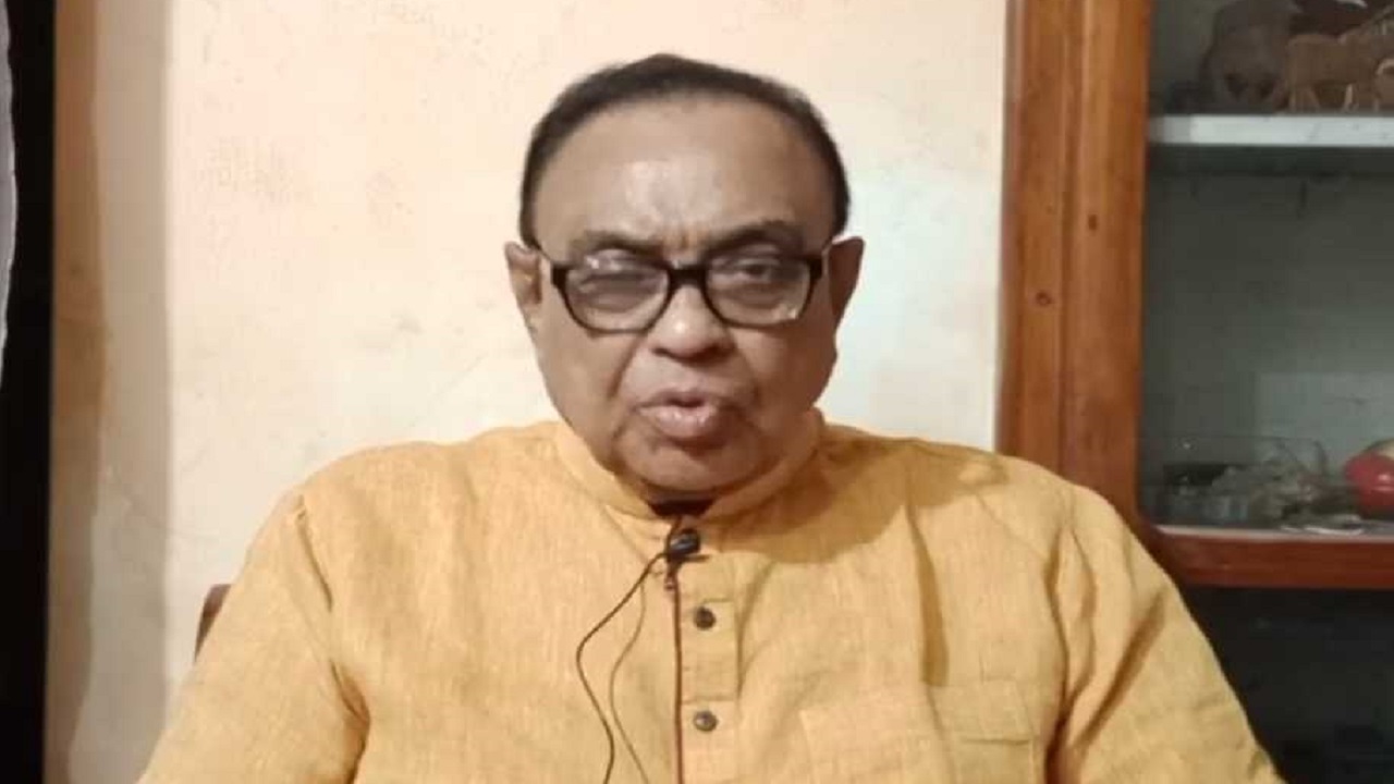 মেহেরপুর-১ সংসদীয় আসনের স্বতন্ত্র প্রার্থী প্রফেসর আব্দুল মান্নান। ছবি : কালবেলা