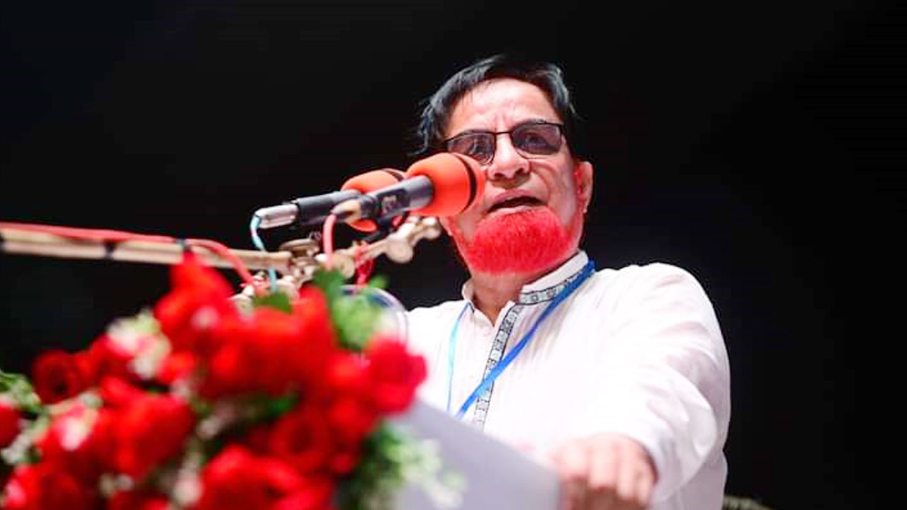 কুমিল্লা-৬ (আদর্শ সদর) আসনের আওয়ামী লীগের প্রার্থী আ ক ম বাহাউদ্দিন। ছবি : সংগৃহীত