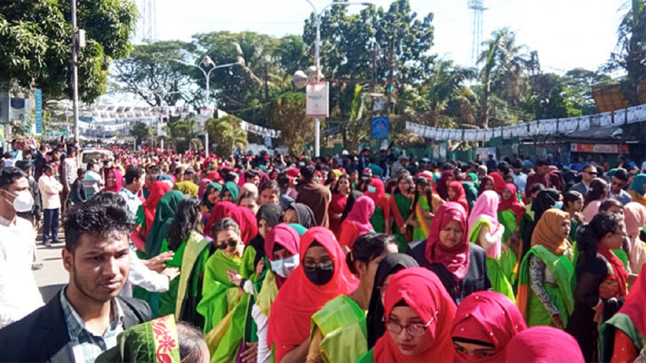 সিলেটে প্রধানমন্ত্রীর জনসভাস্থলে জনসমাগম। ছবি : সংগৃহীত