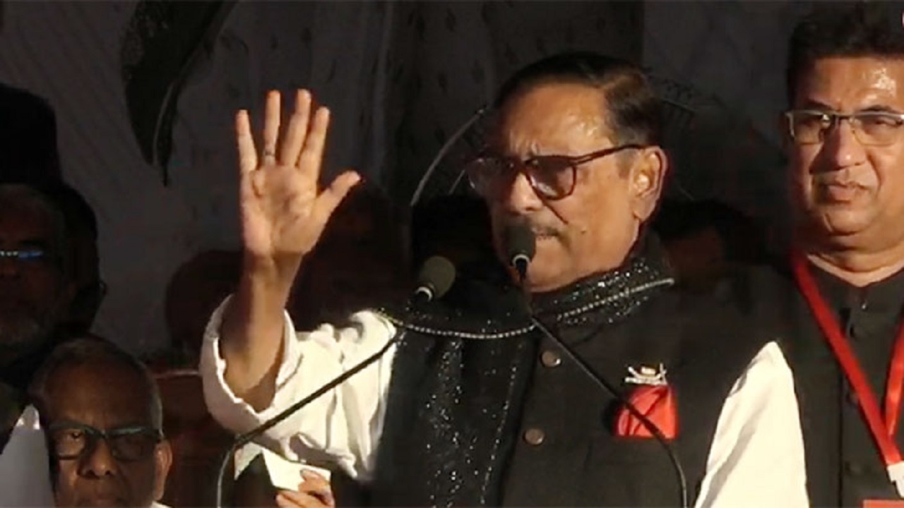 সিলেট আলিয়া মাদ্রাসা মাঠে আয়োজিত আওয়ামী লীগের নির্বাচনী জনসভায় কথা বলেন ওবায়দুল কাদের। ছবি : সংগৃহীত