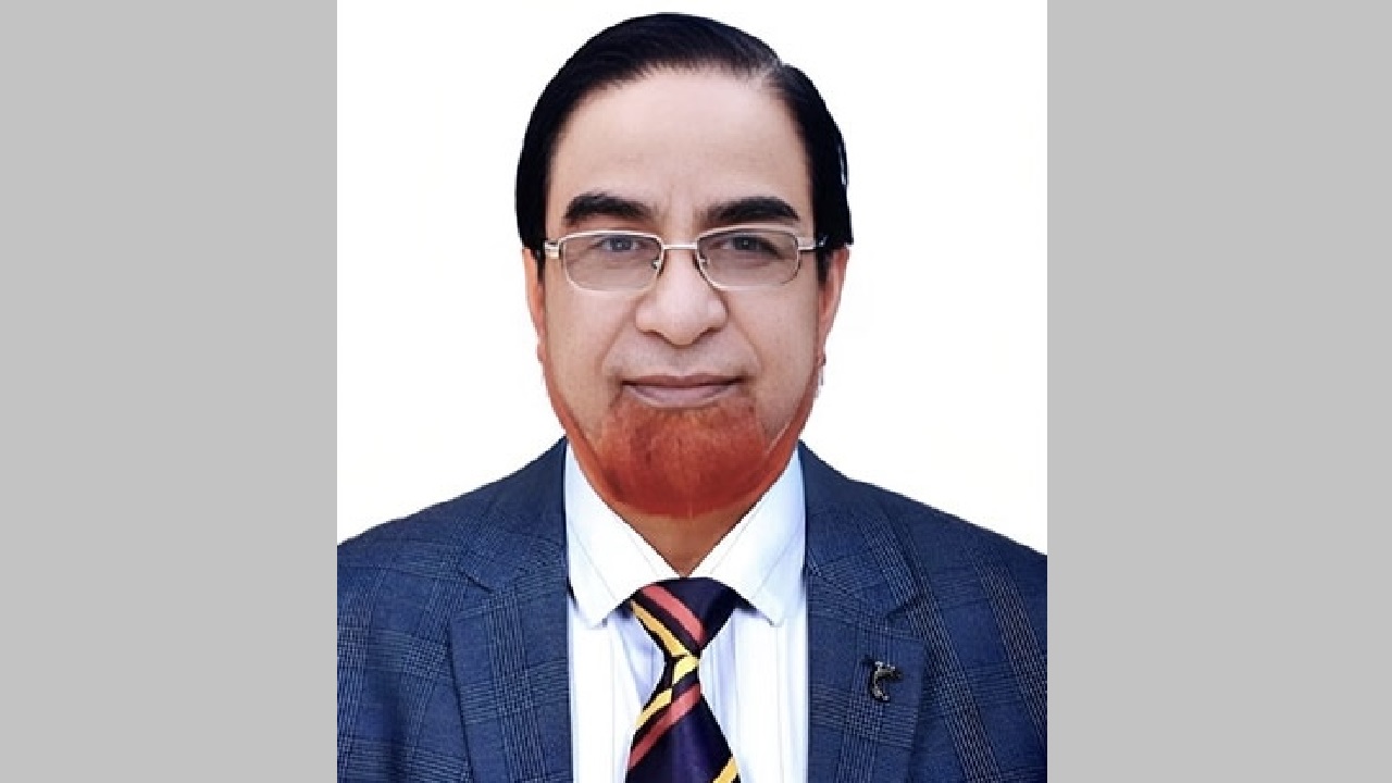 নৌকার প্রার্থী আব্দুল হাইসহ ৩ জনের বিরুদ্ধে মামলার নির্দেশ ইসির