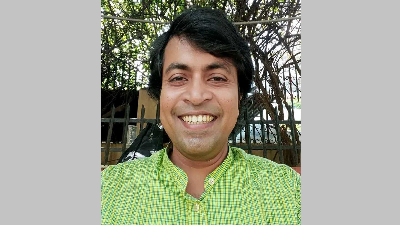 চবির সংগীত বিভাগের সহকারী অধ্যাপক অনাবিল ইহসান। ছবি : সংগৃহীত