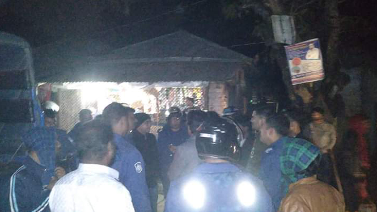 ঝিনাইদহের হরিণাকুণ্ডে ১৪৪ ধারা জারি। ছবি : কালবলো