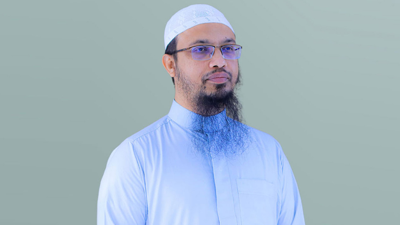 জনপ্রিয় ইসলামি আলোচক শায়খ আহমাদুল্লাহ। ছবি : সংগৃহীত