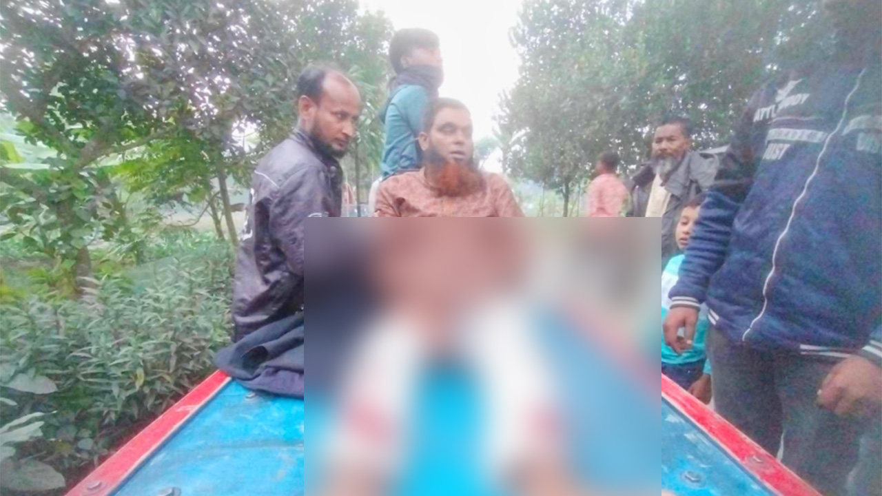 আহত আওয়ামী লীগ নেতা। ছবি : কালবেলা