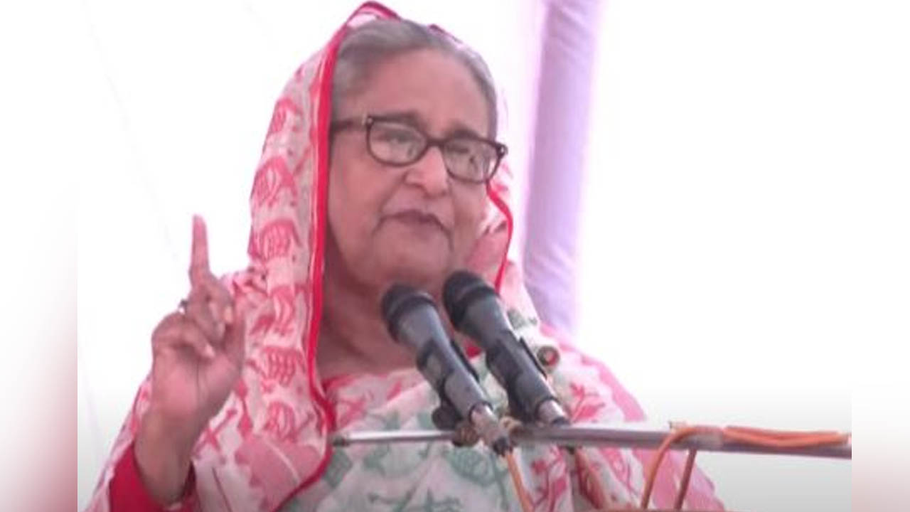 বক্তব্য দিচ্ছেন প্রধানমন্ত্রী শেখ হাসিনা। ছবি : সংগৃহীত