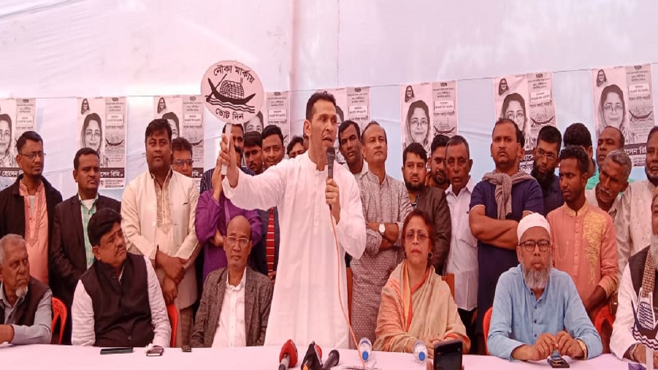 কাপাসিয়ায় নির্বাচনী প্রচারে সোহেল তাজ। ছবি : কালবেলা