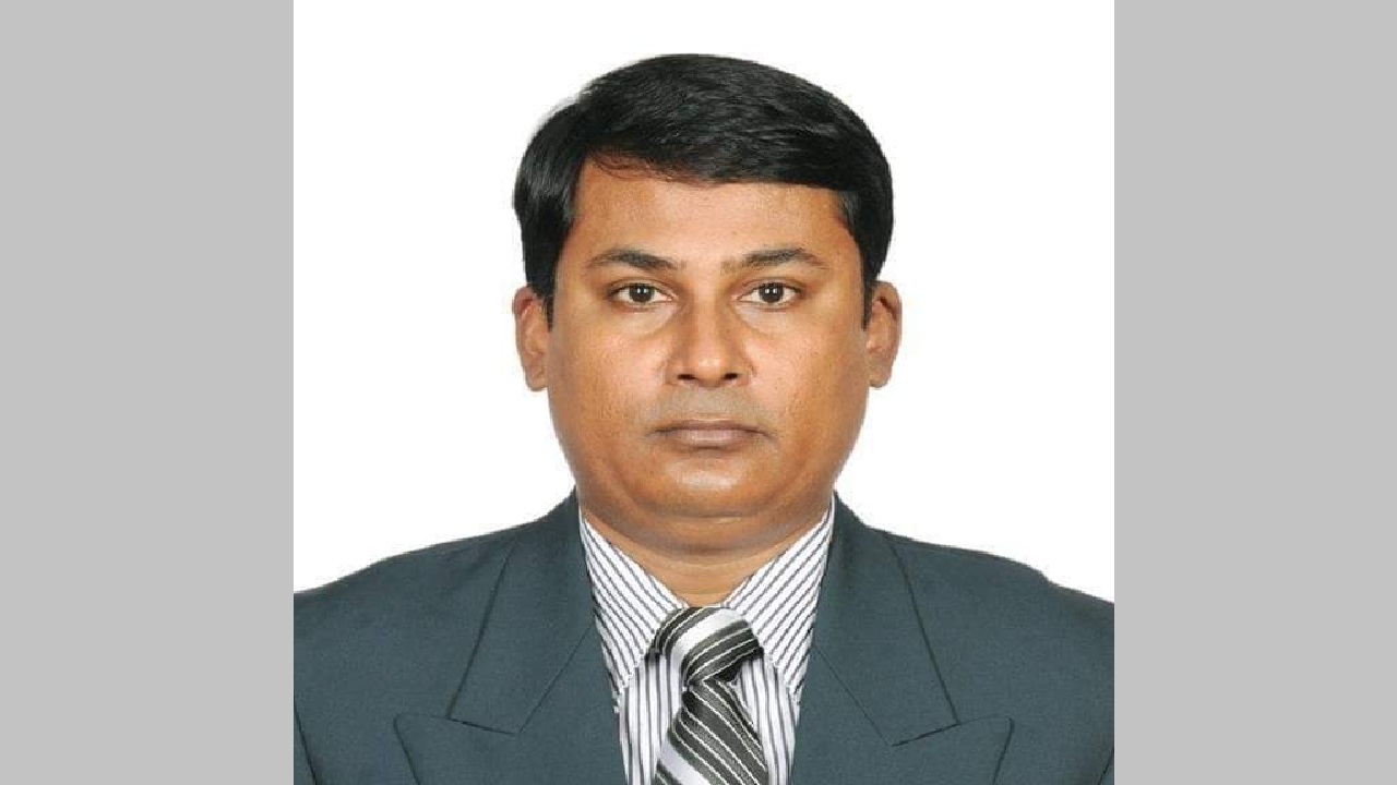 নির্বাচনী আচরণবিধি ভঙ্গে অভিযুক্ত যুগ্মসচিব এ কে এম জি কিবরিয়া মজুমদার। ছবি : সংগৃহীত