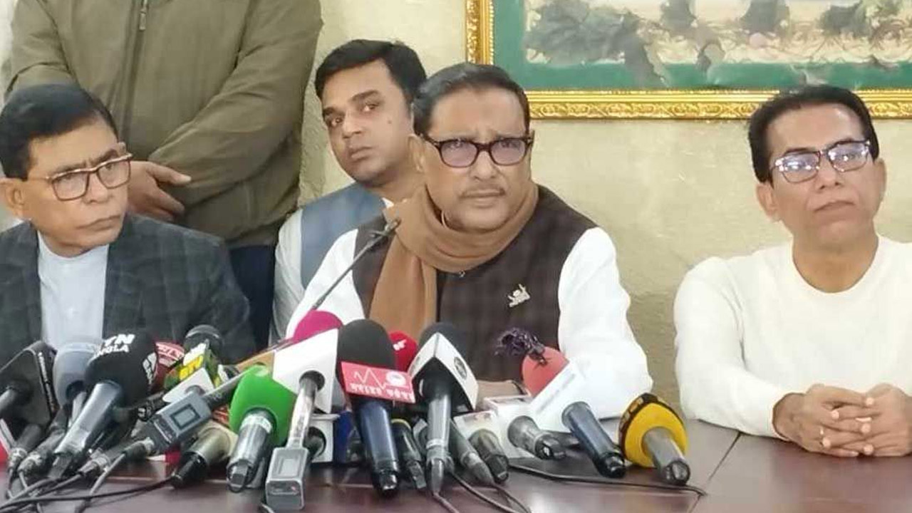 সংবাদ সম্মেলনে আওয়ামী লীগ সাধারণ সম্পাদক ও সেতুমন্ত্রী ওবায়দুল কাদের। ছবি : কালবেলা