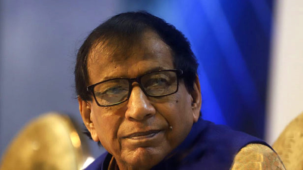 লালমনিরহাট-২ (আদিতমারী-কালীগঞ্জ) আসনের আওয়ামী লীগের প্রার্থী ও সমাজকল্যাণমন্ত্রী নুরুজ্জামান আহমেদ। ছবি : সংগৃহীত