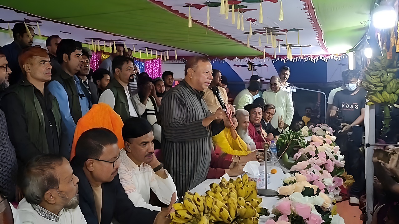 নির্বাচনী জনসভায় ব্রাহ্মণবাড়িয়া-১ (নাসিরনগর) আসনের স্বতন্ত্র প্রার্থী সৈয়দ এ কে একরামুজ্জামান সুখন। ছবি : কালবেলা