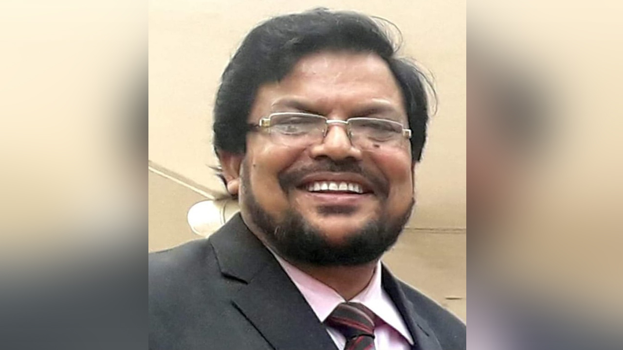 জাতীয় পার্টির (লাঙ্গল প্রতীক) প্রার্থী দেলোয়ার হোসেন। ছবি : কালবেলা