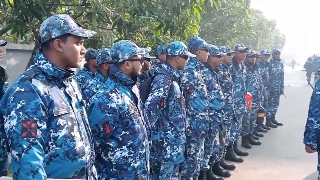 নির্বাচনকালীন শান্তিশৃঙ্খলা রক্ষায় উপকূলীয় এলাকার ৪৩টি ইউনিয়নে কোস্টগার্ড মোতায়েন। ছবি : কালবেলা