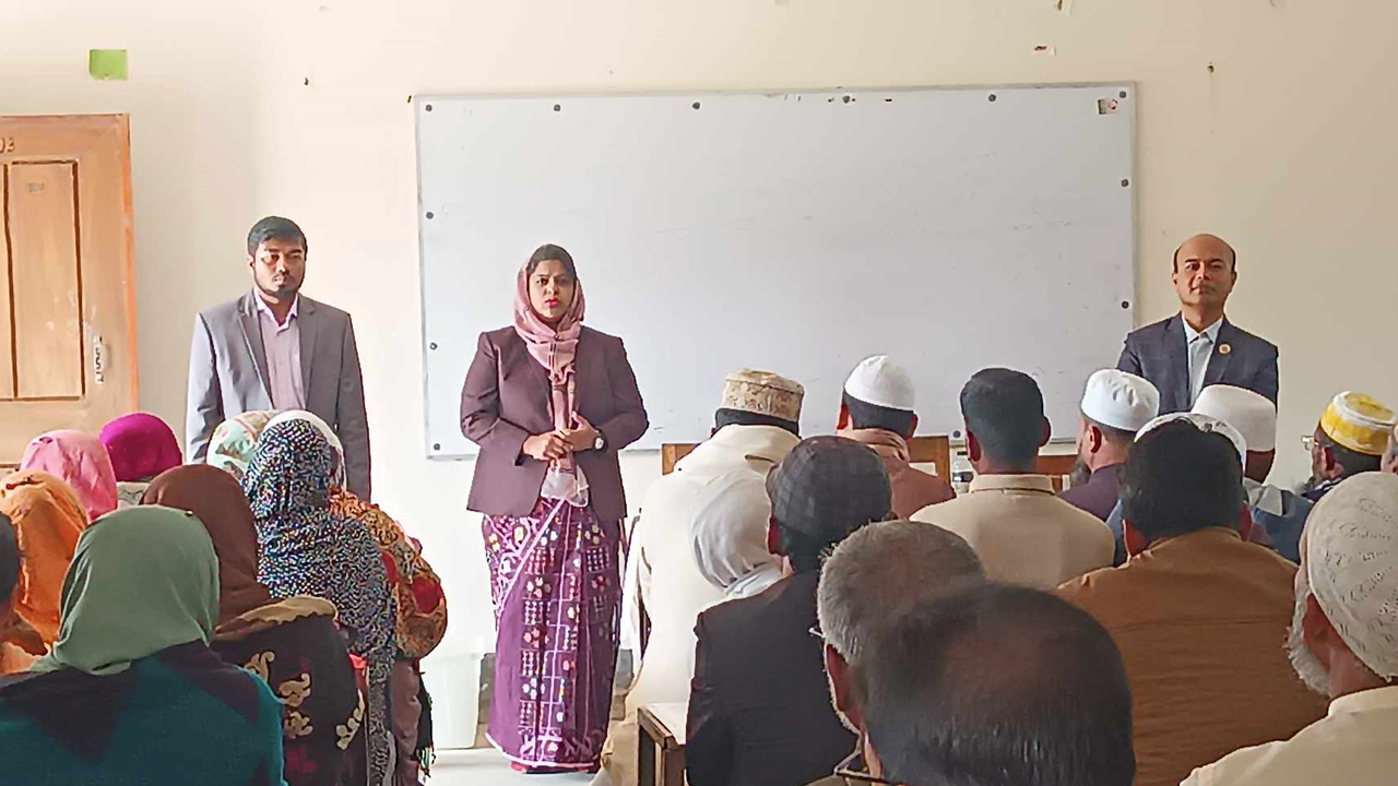 দুমকিতে প্রশিক্ষণ কর্মশালা। ছবি : কালবেলা