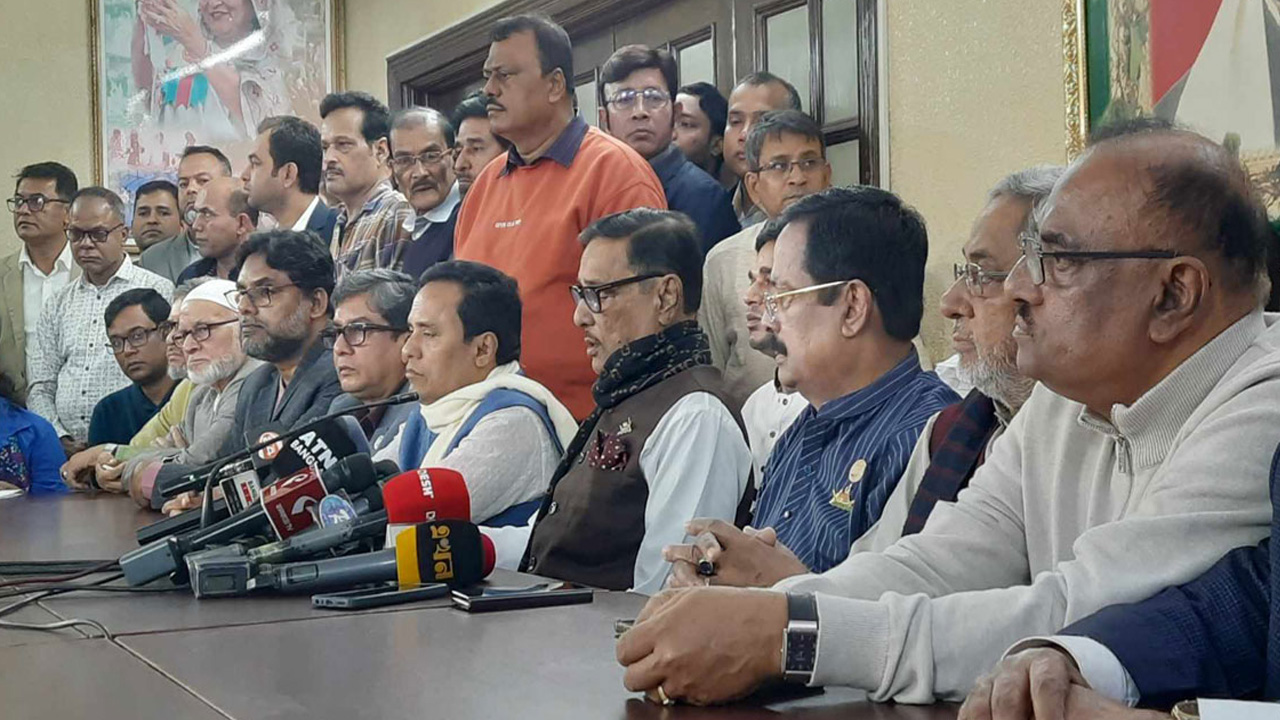আওয়ামী লীগের ধানমন্ডির রাজনৈতিক কার্যালয়ে ব্রিফিং করেছেন দলের সাধারণ সম্পাদক ও সেতুমন্ত্রী ওবায়দুল কাদের। ছবি : সংগৃহীত