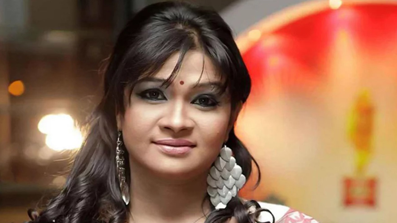 চিত্রনায়িকা সিমলা। ছবি : সংগৃহীত