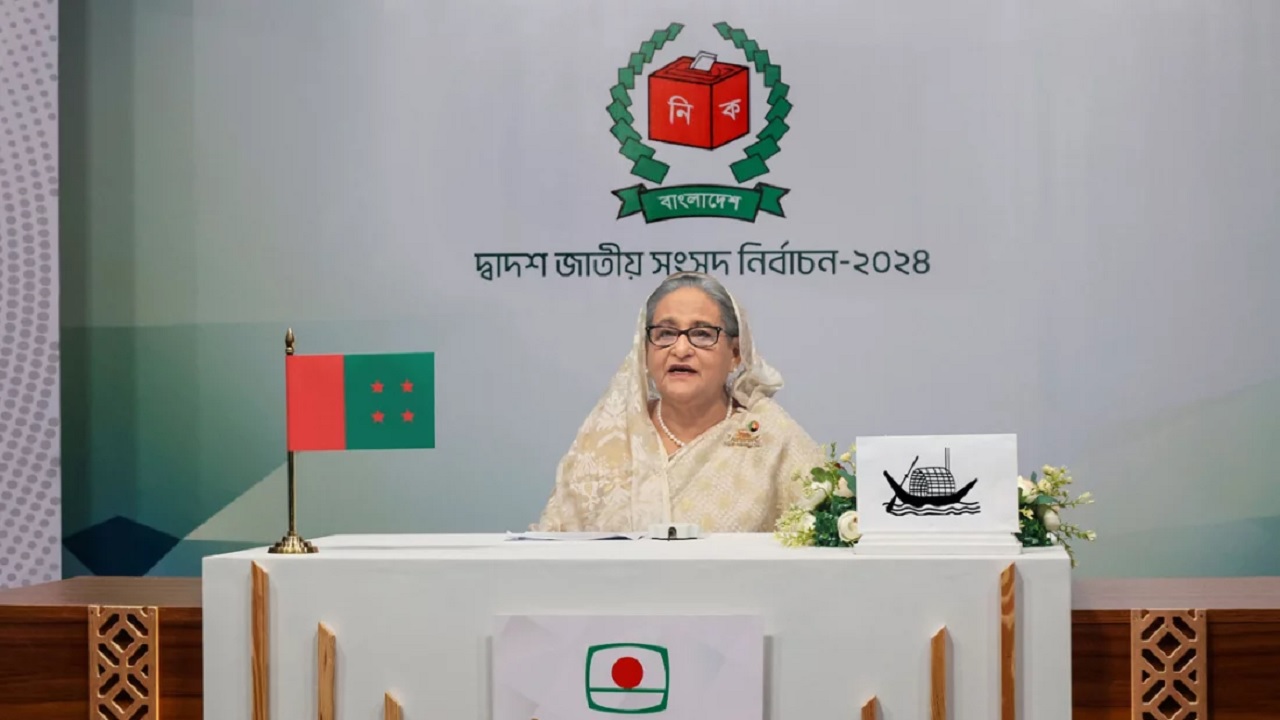 বৃহস্পতিবার সন্ধ্যায় জাতির উদ্দেশে ভাষণ দেন শেখ হাসিনা। ছবি : সংগৃহীত