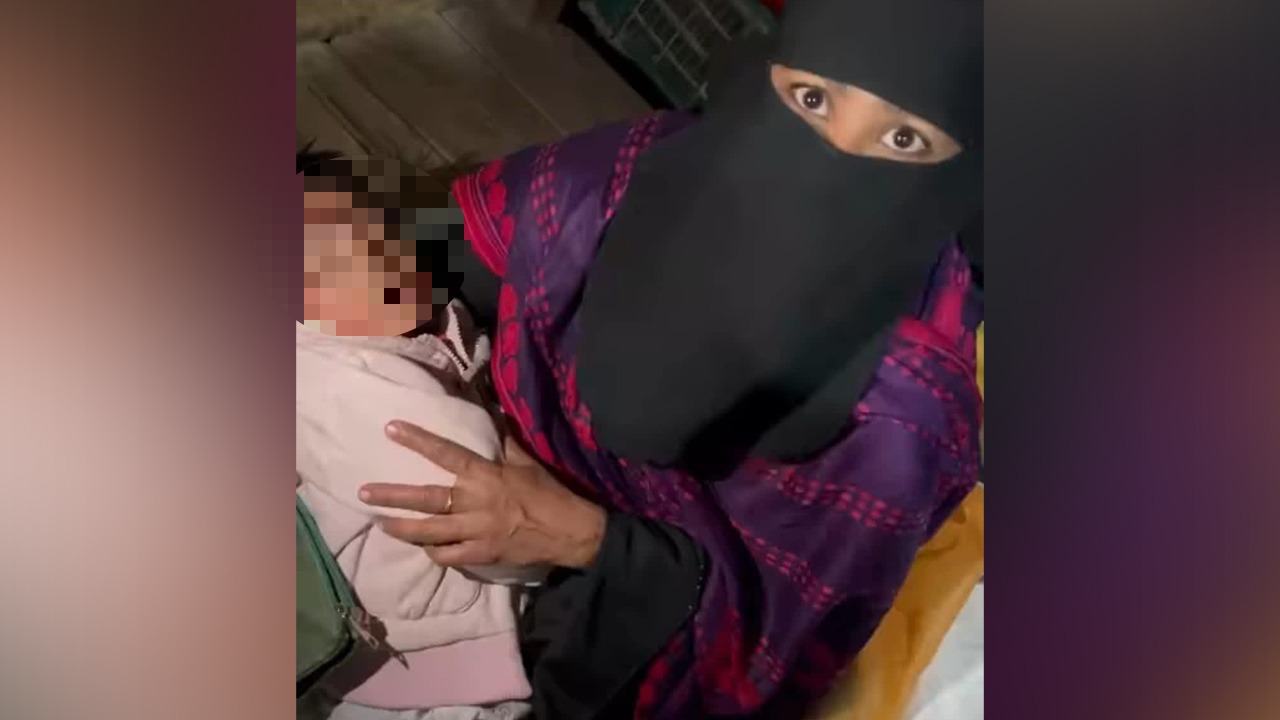 নোয়াখালীর-২ আসনে স্বতন্ত্র প্রার্থীর এক সমর্থকের বাড়িতে হামলার ঘটনায় শিশু আহত। ছবি : কালবেলা