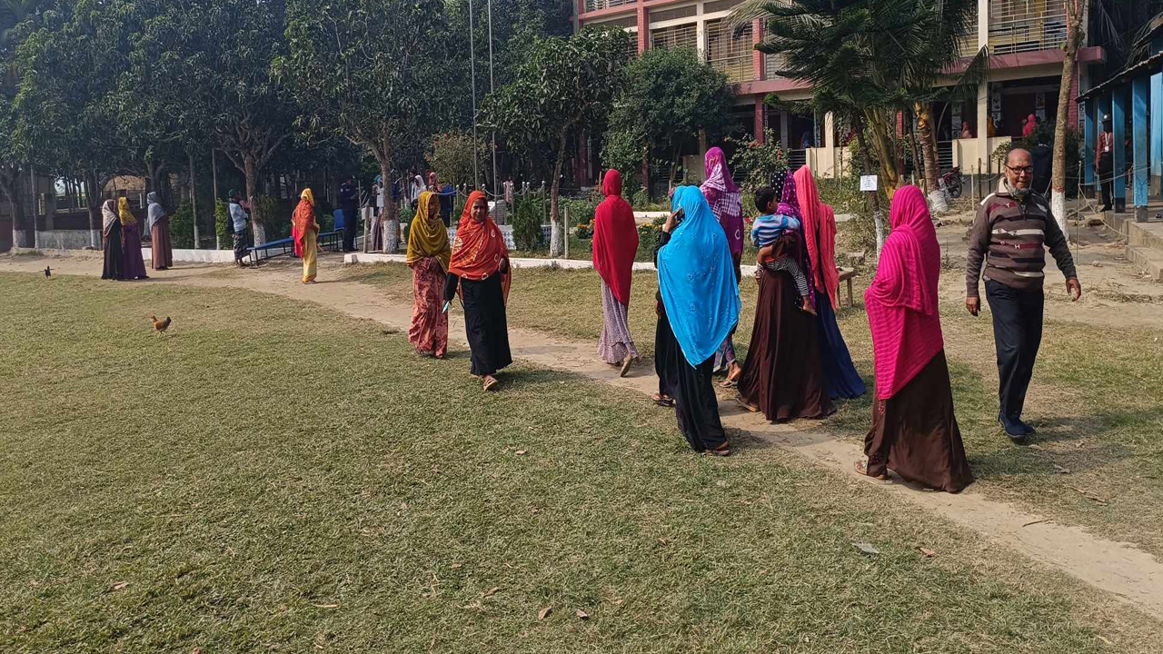 ভোটকেন্দ্র। ছবি : কালবেলা