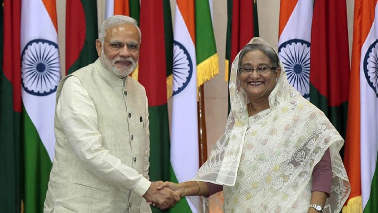 ভারতের প্রধানমন্ত্রী নরেন্দ্র মোদি ও বাংলাদেশের প্রধানমন্ত্রী শেখ হাসিনা। ফাইল ছবি