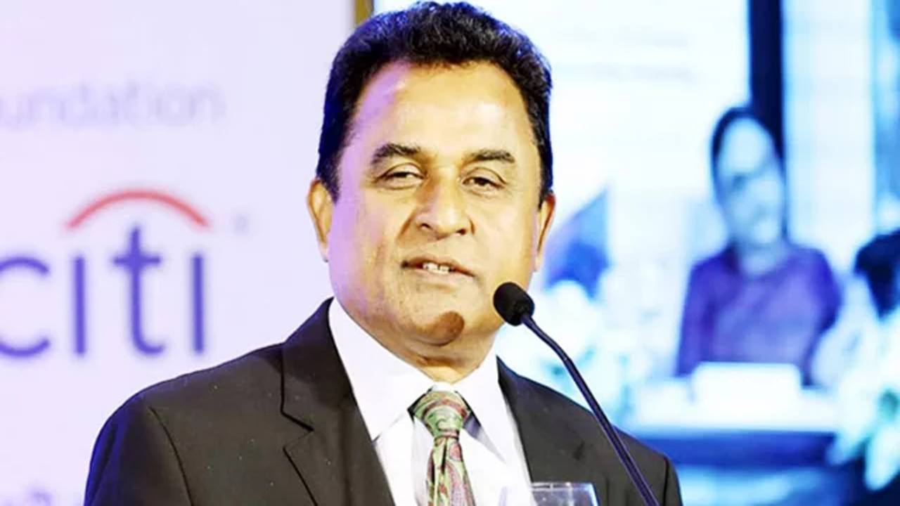 অর্থমন্ত্রী আ হ ম মুস্তফা কামাল। পুরোনো ছবি
