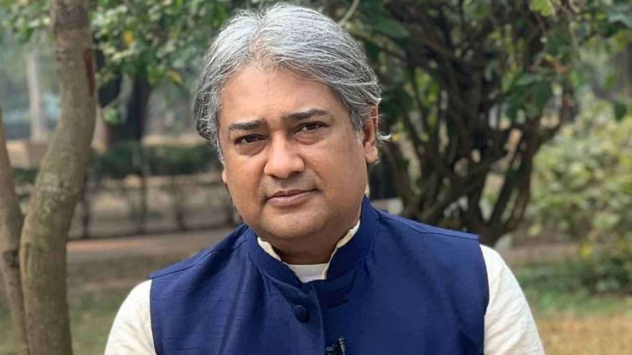 মন্ত্রিপরিষদ থেকে ফোন পেয়েছেন মোহাম্মদ এ আরাফাত। পুরোনো ছবি