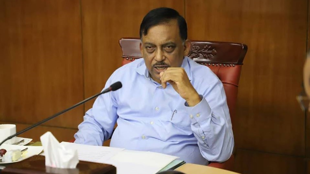 স্বরাষ্ট্রমন্ত্রী হিসেবে আবারও নিয়োগ পেয়েছেন আসাদুজ্জামান খান কামাল। পুরোনো ছবি