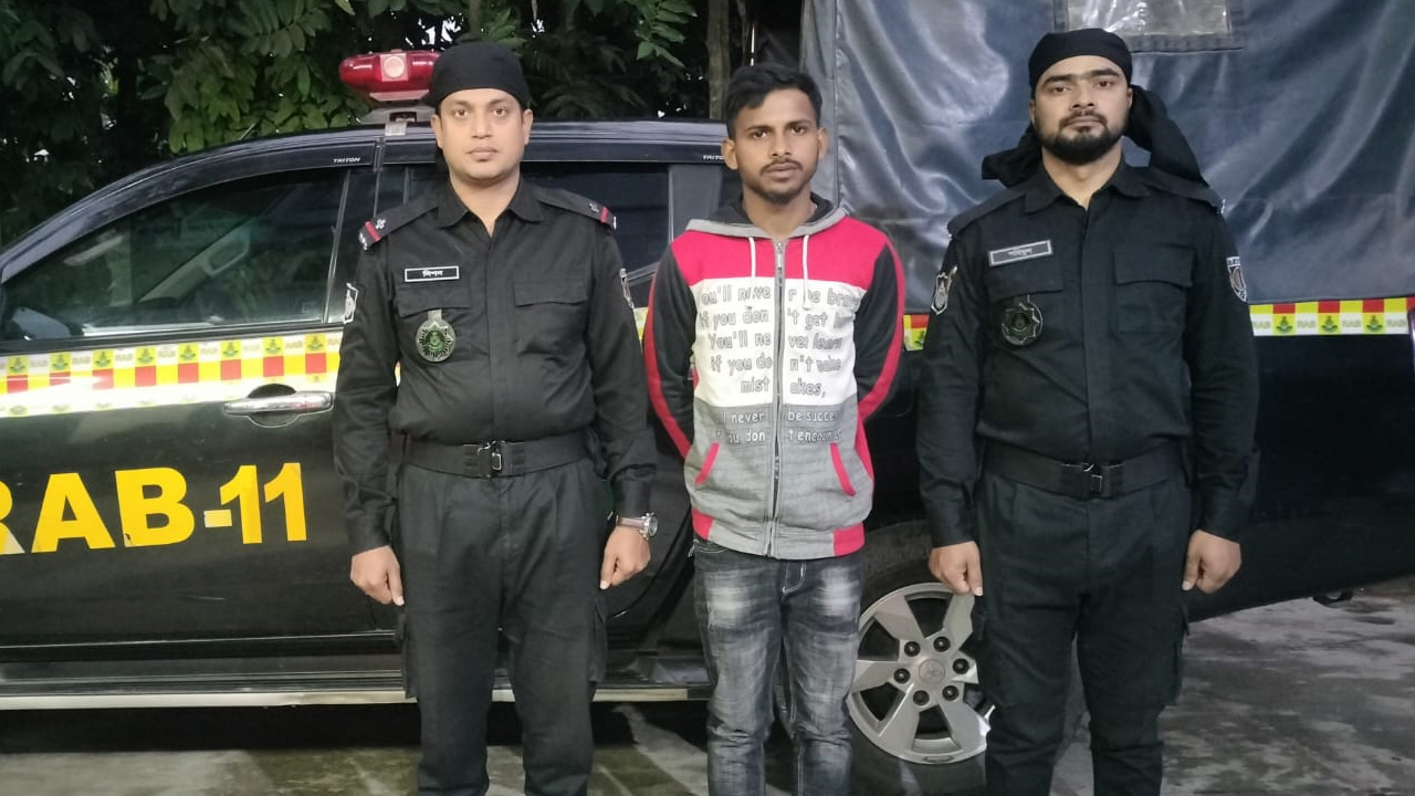 গ্রেপ্তার হওয়া ইব্রাহিম খলিল সাগর। ছবি : কালবেলা