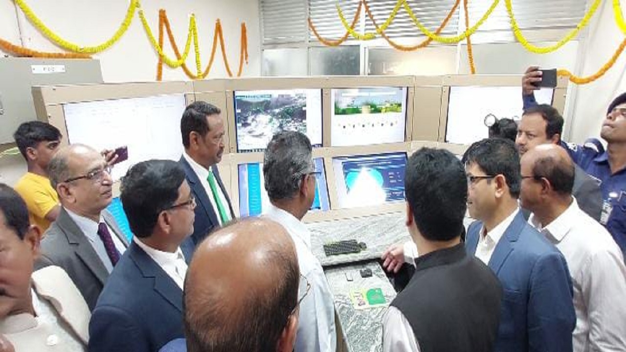অত্যাধুনিক এই সিস্টেমটি বিশ্বের বিভিন্ন দেশে থাকলেও বাংলাদেশের মধ্যে মেহেরপুরই হচ্ছে প্রথম জেলা, যেখানে এই সিস্টেম স্থাপন করা হয়। ছবি : কালবেলা