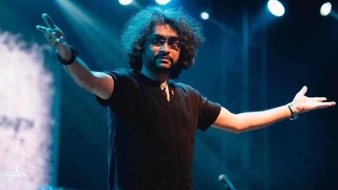 সংগীতশিল্পী রূপম ইসলাম। ছবি : সংগৃহীত