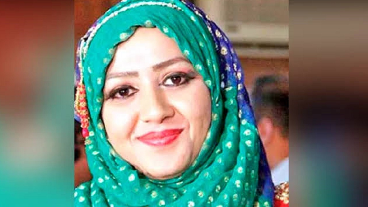 সাবেক পুলিশ সুপার বাবুল আক্তারের স্ত্রী মাহমুদা খানম মিতু। ছবি : সংগৃহীত