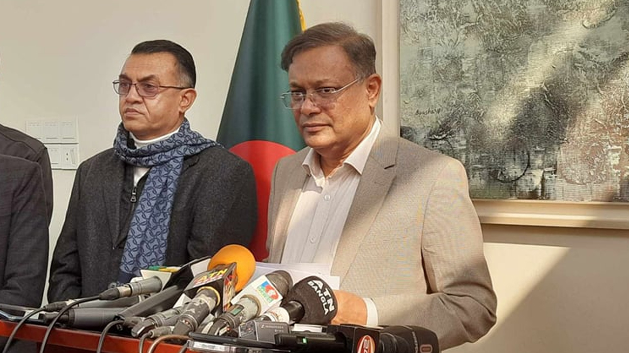 পররাষ্ট্র মন্ত্রণালয়ে আয়োজিত সংবাদ সম্মেলনে পররাষ্ট্রমন্ত্রী ড. হাছান মাহমুদ। ছবি : সংগৃহীত