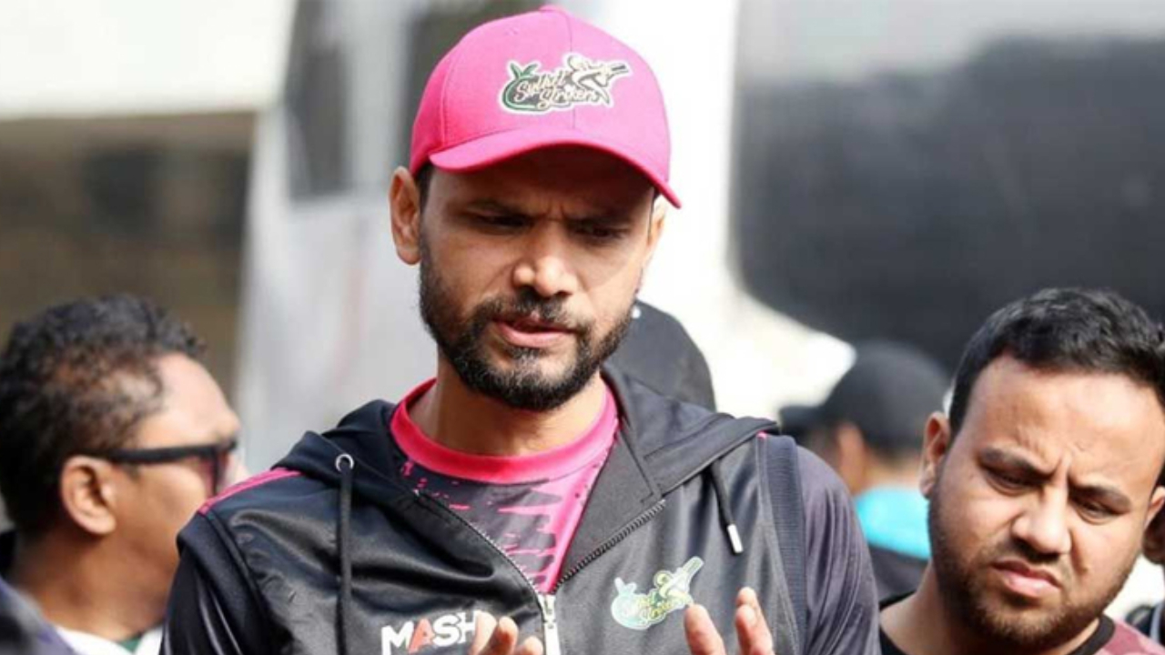 সিলেটের অধিনায়ক মাশরাফী। ছবি : সংগৃহীত