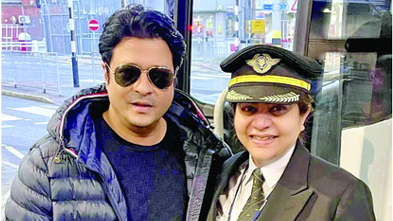 নায়ক ফেরদৌস আহমেদ ও তার স্ত্রী ক্যাপ্টেন তানিয়া রেজা। ছবি : সংগৃহীত