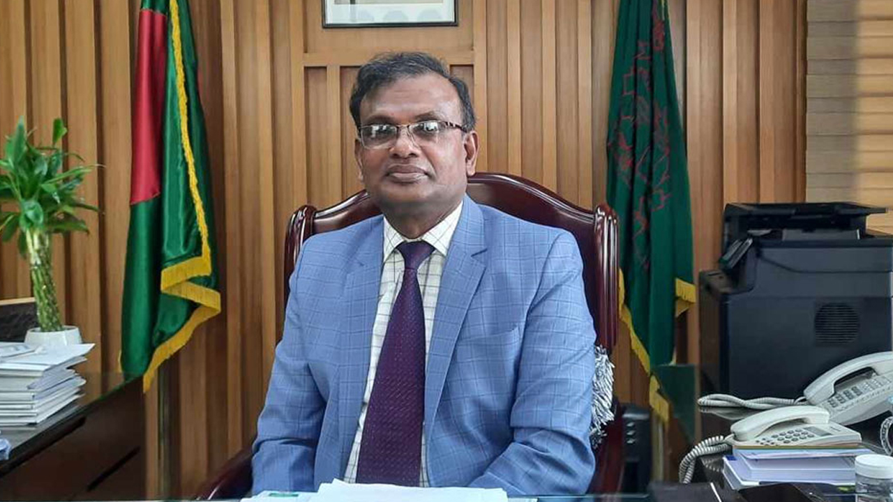 নির্বাচন কমিশনার (ইসি) আনিছুর রহমান।