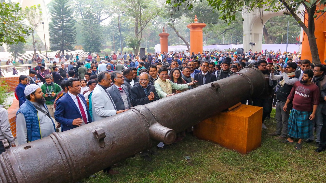 ঐতিহাসিক মোগল স্থাপনা ঢাকা গেটের দুয়ার খুলেছে। ছবি : কালবেলা